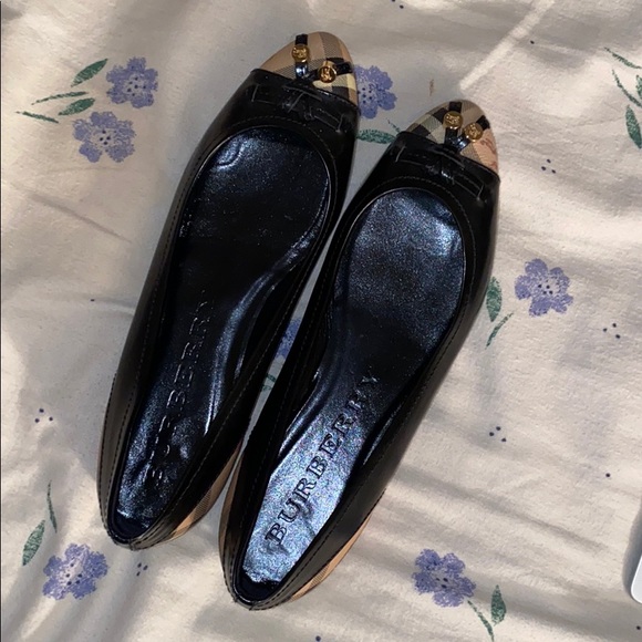 Burberry size 38 flats - Picture 5 of 7